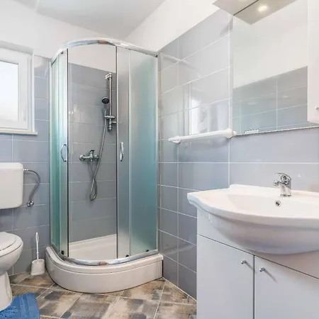 Villa Twilight Orange Šumber